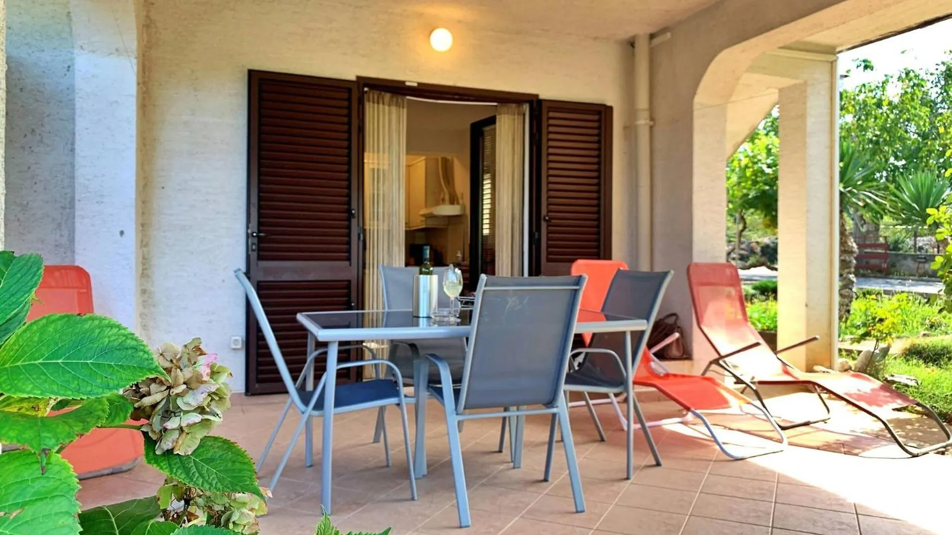 Guest house Apartments Viola Silo
