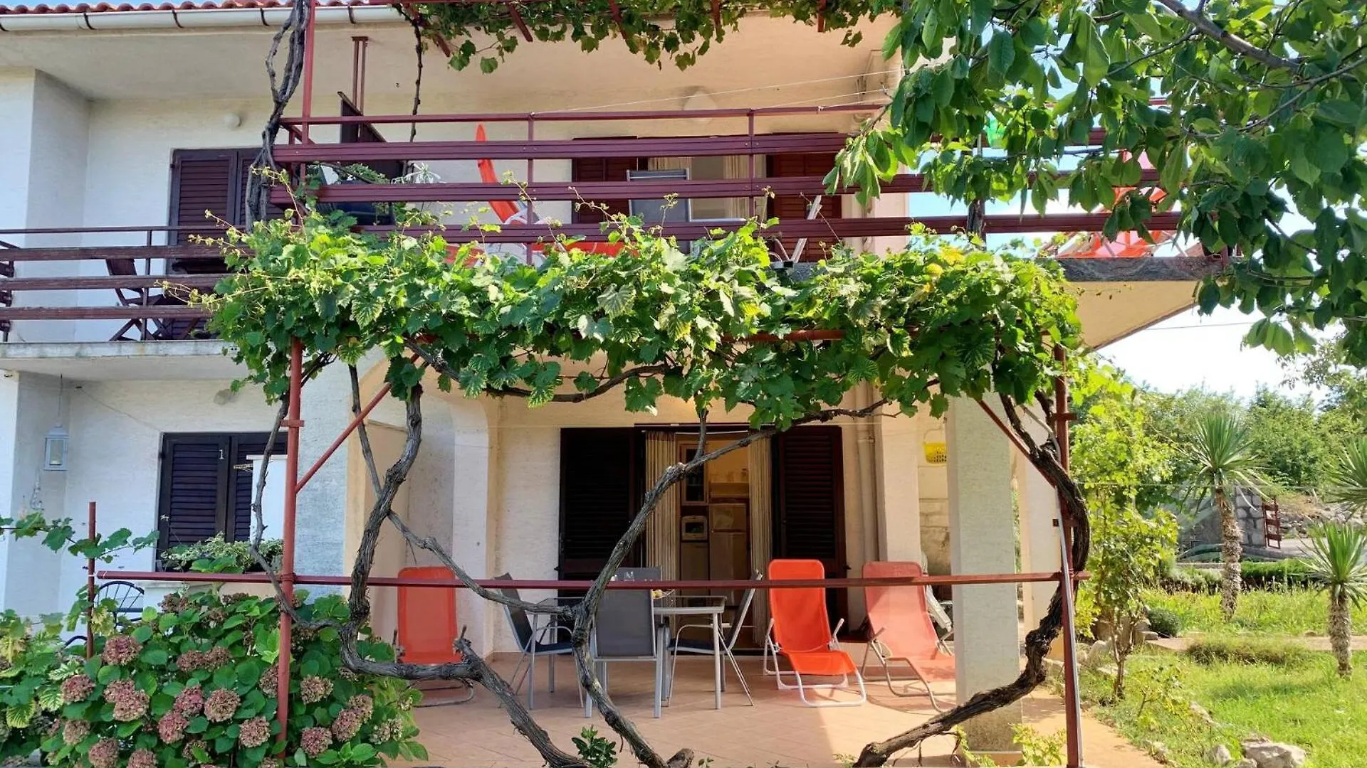Guest house Apartments Viola Silo